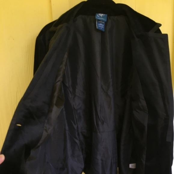 Torrid Black Blazer with Textured Fabric and Embroidered Crest - Picture 3 of 7